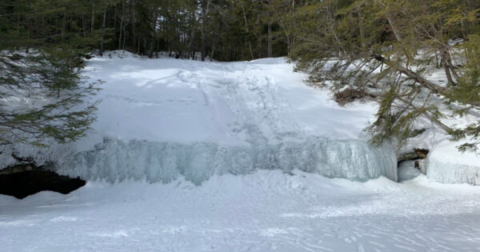 The Little-Known Park In New Hampshire That Transforms Into An Ice Palace In The Winter