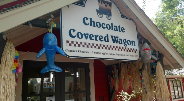 This Candy Store in Utah Was Ripped Straight From The Pages Of A Fairytale