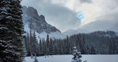 The Little-Known Park In Colorado That Transforms Into An Icy Wonderland In The Winter