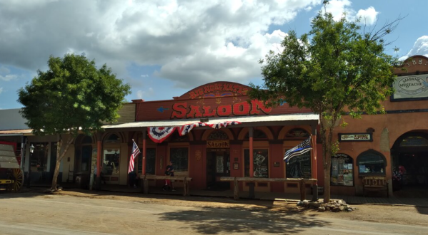 One Of The Most Haunted Restaurants In Arizona Also Has Some Of The Best Food You’ll Ever Eat