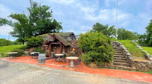 Open For More Than Half A Century, Dining At Weinkeller Restaurant In Arkansas Is Always A Timeless Experience