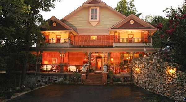 The AAA Four Diamond, Adults-Only B&B In Arkansas Where You Can Enjoy Some Much-Needed Peace And Quiet