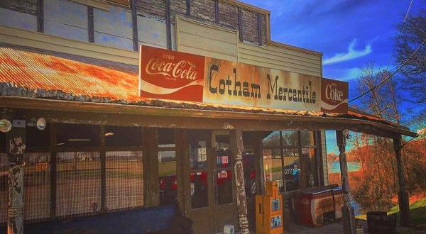 Countless Celebrities Have Loved This Iconic Arkansas Restaurant For Decades