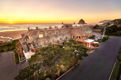 Best Hotels & Resorts in Oregon: 12 Amazing Places to Stay