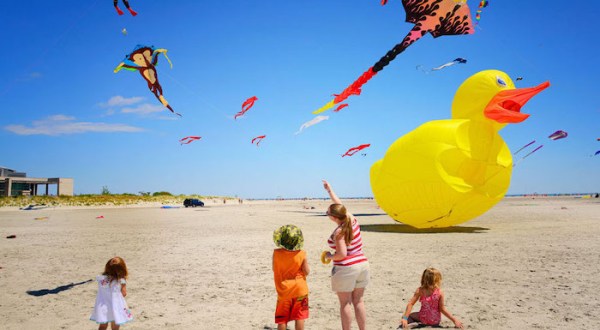Every Spring, Thousands Flock To This New Jersey Town For The Northeast’s Largest Kite Festival
