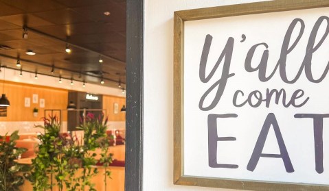 Enjoy An Authentic Kentucky Breakfast With A Heaping Side Of Southern Hospitality At Covington's Y'all Cafe