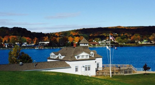 The Small Town In Michigan You’ve Never Heard Of But Will Fall In Love With