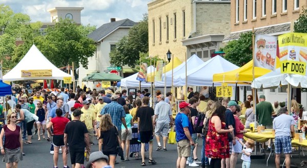 Few People Know The Small Town Of Middleton Wisconsin Is Home To The Largest Mustard Party In The World