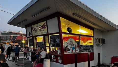 Enjoy Fair Foods All-Year Round At This Unique New Jersey Restaurant