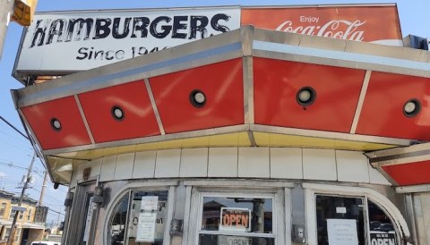 You Can Still Order Burgers By The Trio At This Old School Eatery In New Jersey