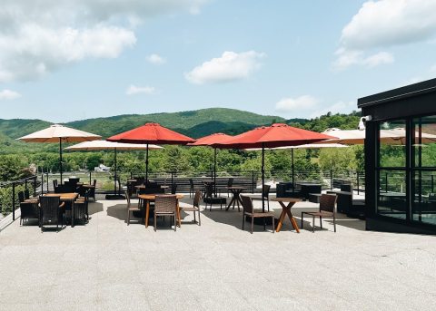 You'll Love A Trip To This West Virginia Restaurant Above The Clouds
