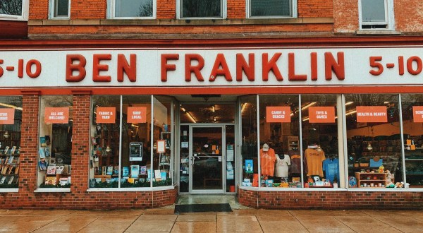 This Five-And-Dime In Oberlin, Ohio Has Been In Business Since 1935 And Is A Beloved Town Cornerstone