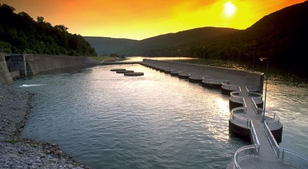 Most People Don’t Know About The Raccoon Mountain Pumped Station Reservoir, A Manmade Lake Hiding In Tennessee
