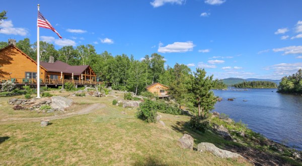 There’s An All-Inclusive Island Retreat Located On One Of The Most Beautiful Lakes In Maine