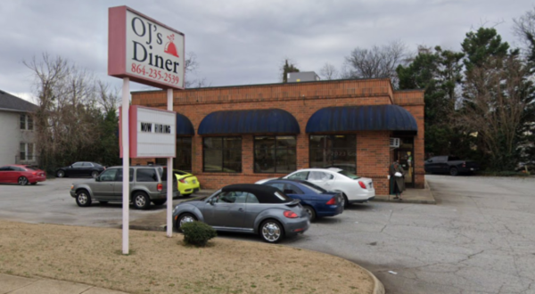 The Cafeteria-Style Restaurant With Some Of The Best Home-Cooked Food In South Carolina