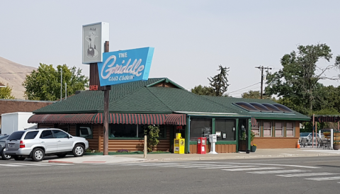 You Can Still Enjoy Original Family Recipes At This Old School Eatery In Nevada