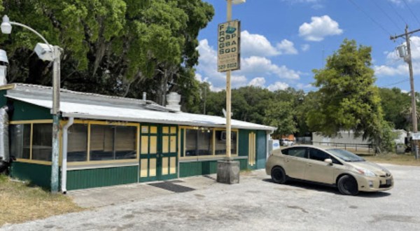 The Historic Restaurant In Florida Where You Can Still Experience Old-School American BBQ