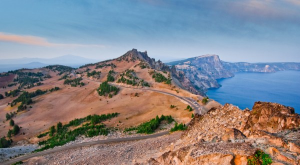 This Scenic Drive Runs Straight Through Oregon’s Crater Lake National Park, And It’s A Breathtaking Journey
