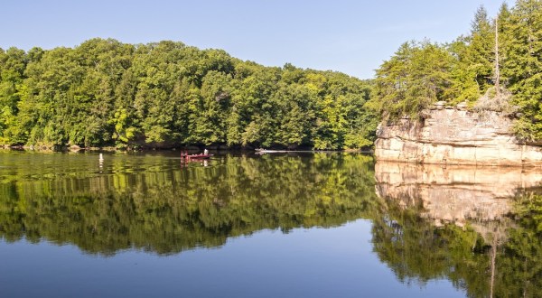 You’d Never Know One Of The Most Incredible Natural Wonders In Kentucky Is Hiding In This Tiny Park