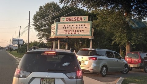 New Jersey's Only Drive-In Theater Is Hiding In A Small Town And You'll Want To Visit