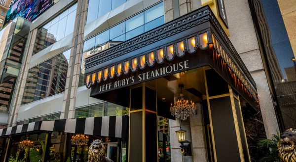 Countless Celebrities Have Loved This Iconic Ohio Steakhouse For Decades