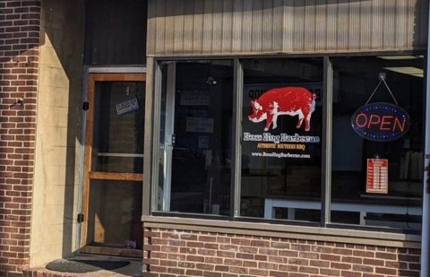 Locals Are Obsessed With The Mouthwatering BBQ At This Unassuming New Jersey Restaurant