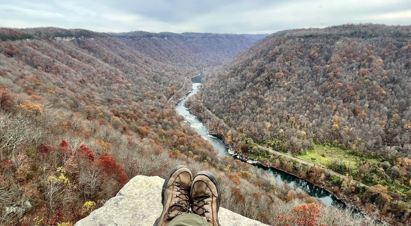 Discover A Little-Known Natural Wonder In West Virginia On The 2.3-Mile Endless Wall Trail