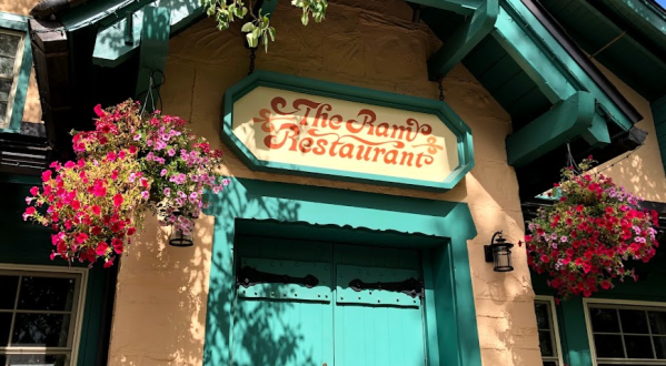 Countless Celebrities Have Loved This Iconic Idaho Restaurant For Decades