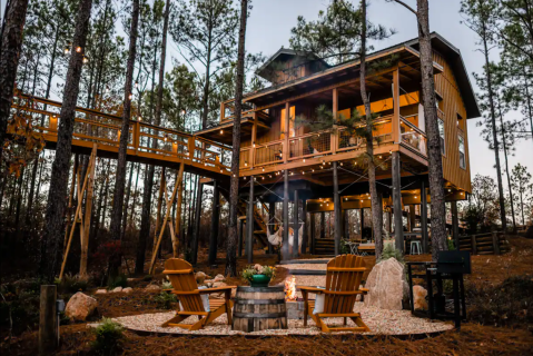 The Luxurious Tree House In Georgia That Is A Perfectly Peaceful Getaway