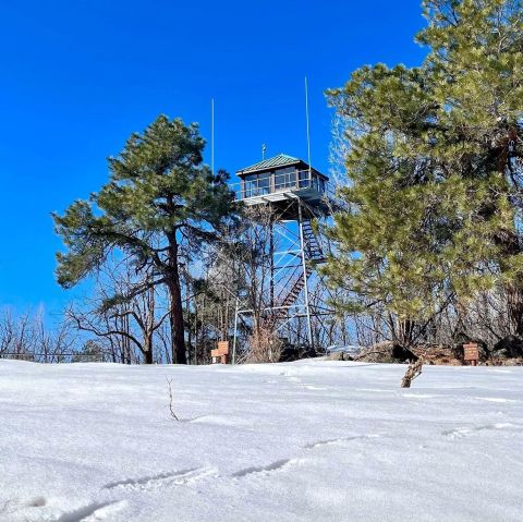 Climb To The Baker Butte Fire Lookout Tower In Arizona And You Can See For 200 Miles