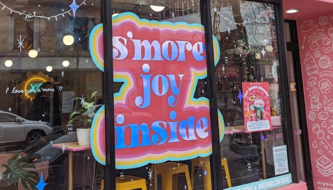This Candy Store in Illinois Was Ripped Straight From The Pages Of A Fairytale