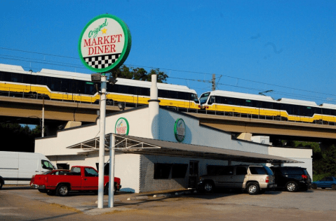 You Can Still Order Breakfast All Day At This Old School Eatery In Texas