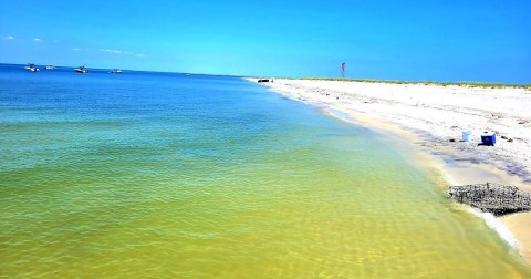 The Hidden Beach In Mississippi With Clear Waters That Rival The Caribbean
