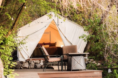 There's No Better Place To Go Glamping Than In This Magnificent Luxury Tent In Utah
