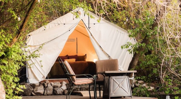 There’s No Better Place To Go Glamping Than In This Magnificent Luxury Tent In Utah