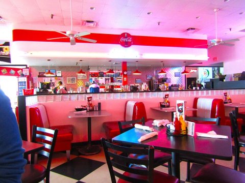 Countless Celebrities Have Loved This Iconic Florida Diner For Decades