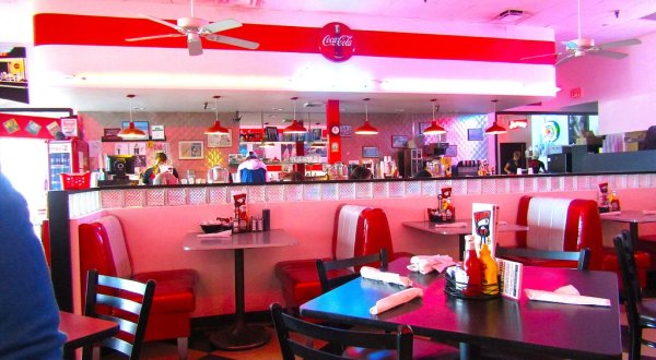 Countless Celebrities Have Loved This Iconic Florida Diner For Decades