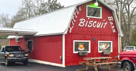 People Are Going Wild Over The Handmade Monster Biscuit At This Tiny South Carolina Restaurant