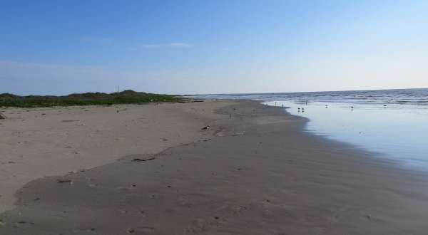 A Bit Of An Unexpected Natural Wonder, Few People Know There Is A Remote Island Hiding Off The Coast Of Texas