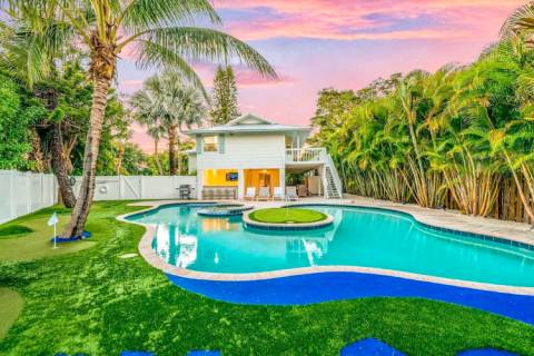 12 Best Vacation Rentals With Incredible Private Pools