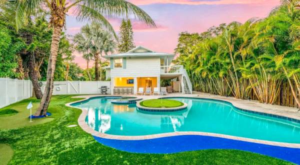 12 Best Vacation Rentals With Incredible Private Pools