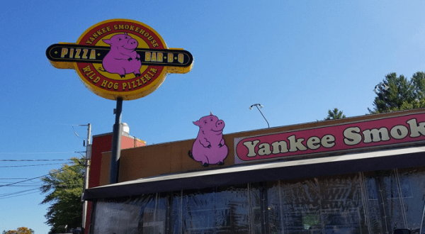 The Menu Items At This New Hampshire Restaurant Are Named After Pigs, And The Food Is The Whole Hog