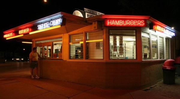 You’ll Barely Be Able To Take A Bite Of The Massive Burgers At Hamburger Heaven In Illinois