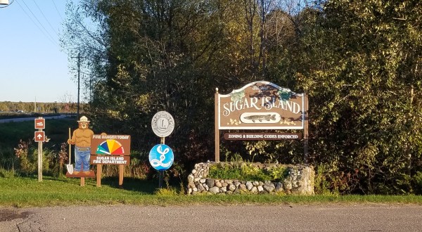 Close To The U.S.-Canadian Border, Sugar Island, Michigan Is One Of The Most Unique Places You’ll Ever Visit