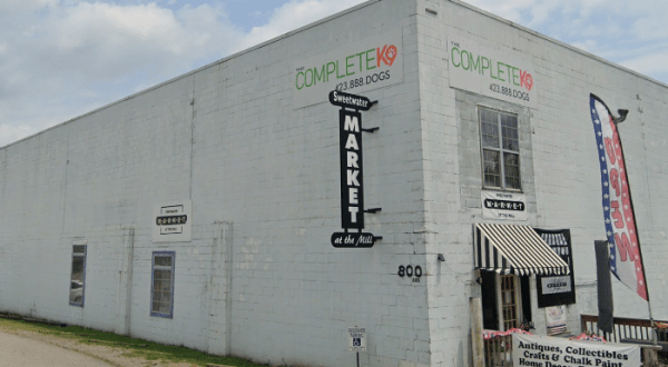 You Could Spend Hours At This Giant Indoor Marketplace In Tennessee