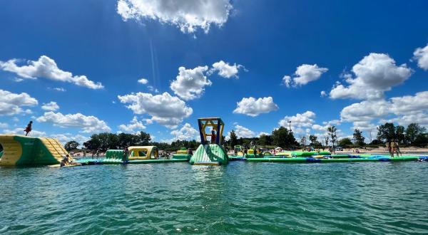 There’s A Giant Inflatable Waterpark At Whihala Beach In Indiana This Summer That’s Loads Of Fun