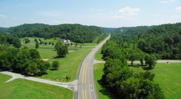 5 Roads With The Best Windshield Views In All Of Mississippi