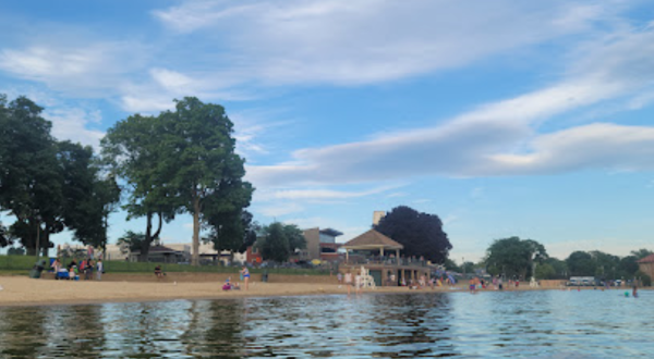 There’s Almost Nothing In Life A Day On Wisconsin’s Geneva Lake Can’t Cure