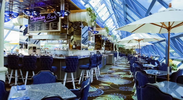 Enjoy The Freshest Raw Oysters At At This One-Of-A-Kind Seafood Restaurant In Nevada