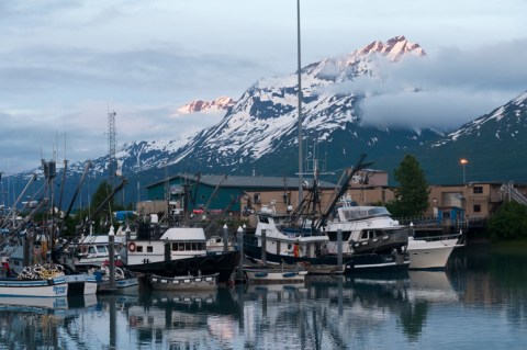 Almost Nobody Knows That Parts Of The Iconic Movie Insomnia Were Filmed In This Tiny Alaska Town